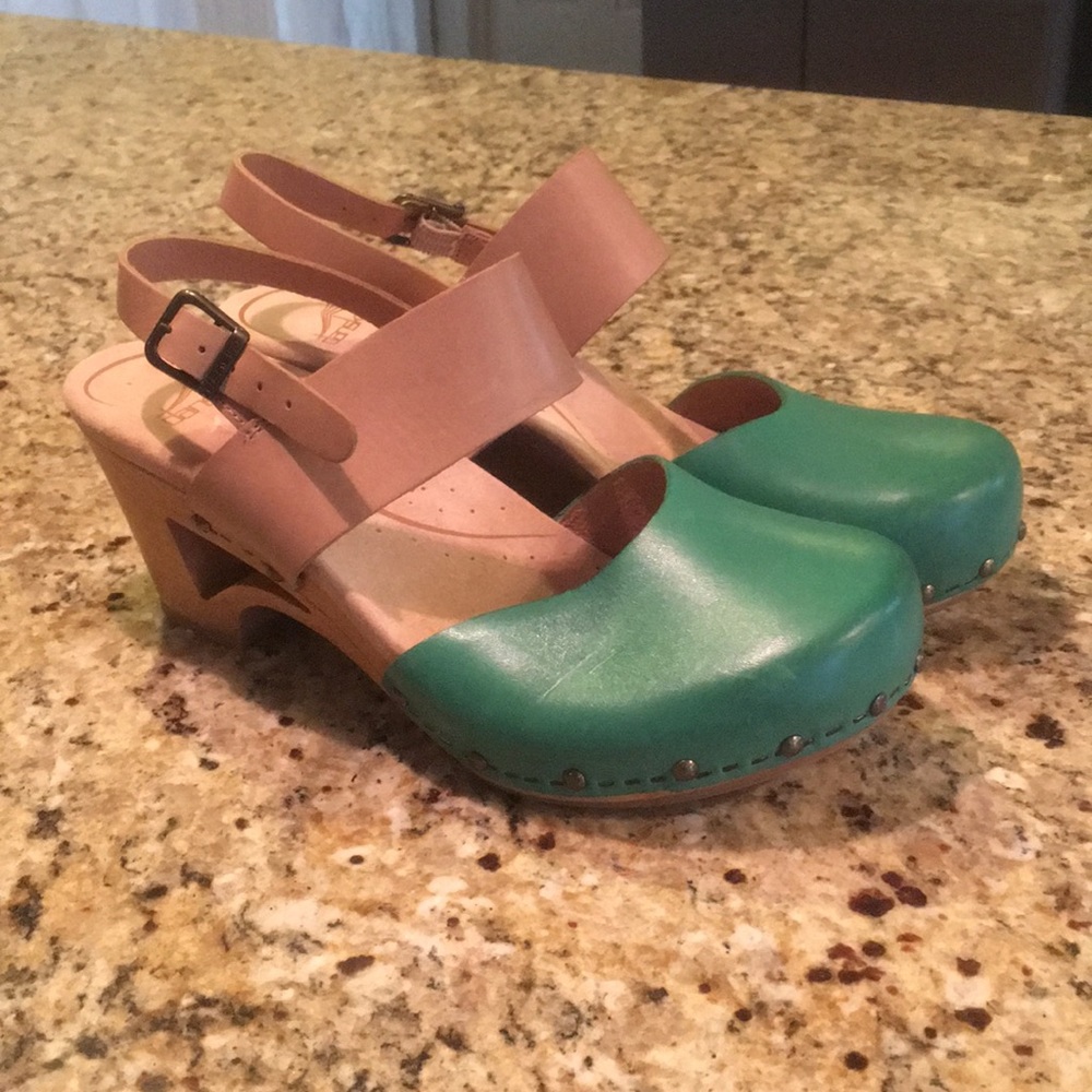 Dansko ‘Thea’ Sandals